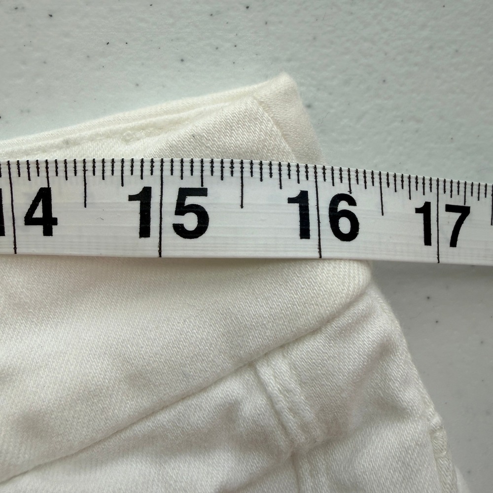 Chico's So Slimming Girlfriend Shorts Size 1 (8-10) White Excellent - Picture 5 of 8